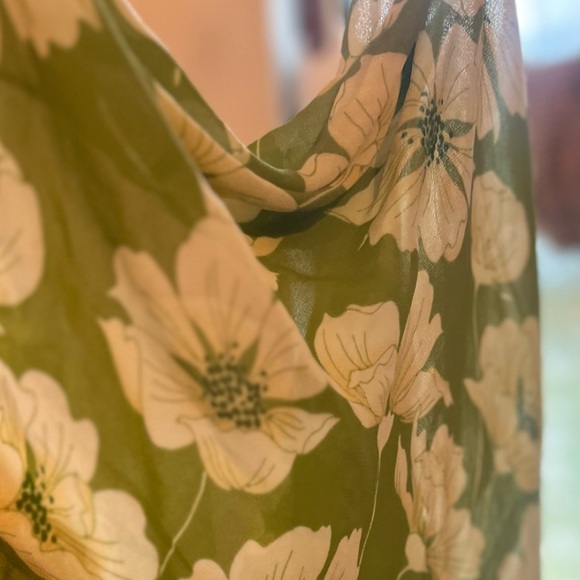 Reformation Astra Floral Low Back Blouse Top, NEW - Picture 6 of 16